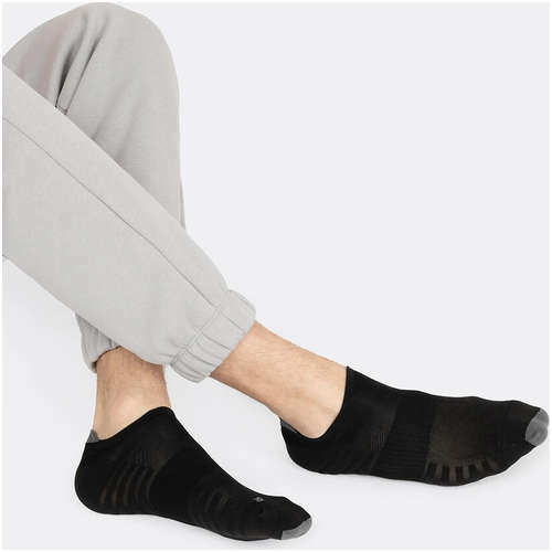 Короткие мужские спортивные носки из пряжи meryl® skinlife черного цвета Mark Formelle 103169540