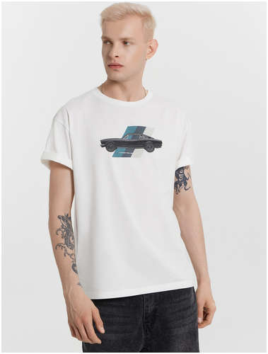 Футболка мужская белая с принтом в виде автомобиля Mark Formelle 103234831