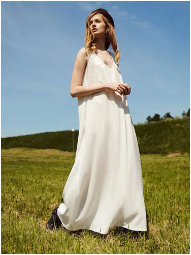 Платье женское молочное Mark Formelle 103241550