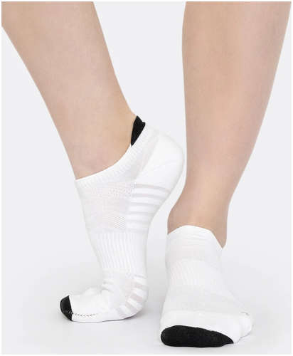 Короткие женские спортивные носки из пряжи meryl® skinlife белого цвета Mark Formelle / 103233414 - вид 2