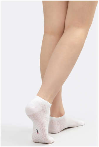 Короткие носки женские в белом цвете с рисунком в виде ромбов Mark Formelle / 103227946 - вид 2