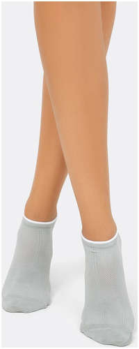 Короткие женские носки светло-оливкового цвета Mark Formelle 103242667