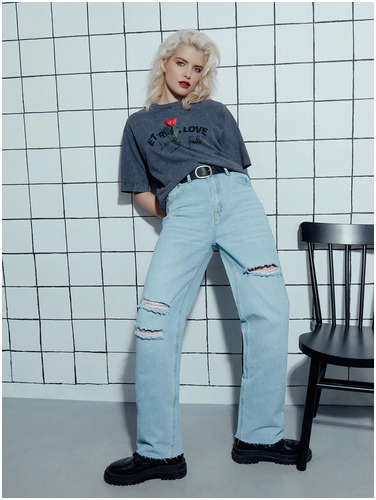 Футболка женская серая с принтом и надписью Mark Formelle / 103225942 - вид 2