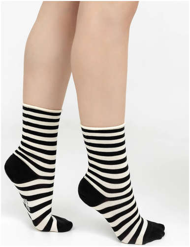 Женские высокие носки без резинки в черно-белую полоску Mark Formelle 103167122
